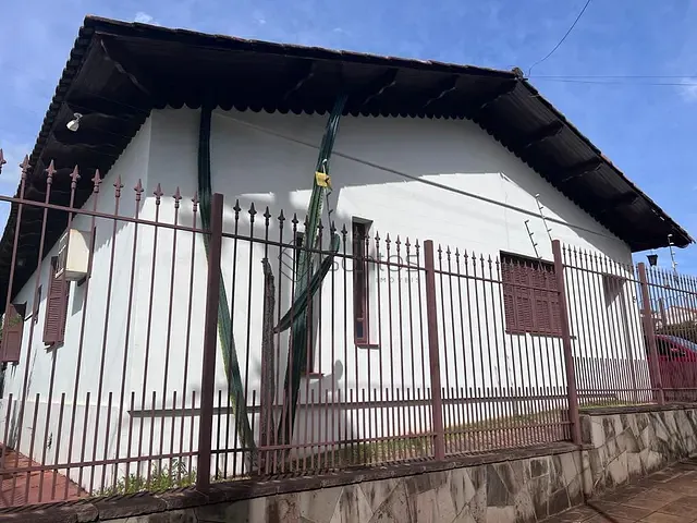 Sala com 450m², para alugar, no bairro Centro em Ijuí