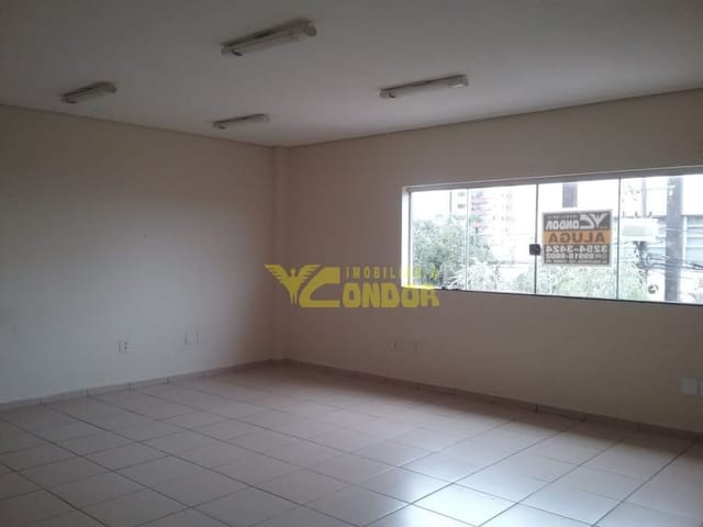 Sala para alugar, no bairro Centro em Cambé