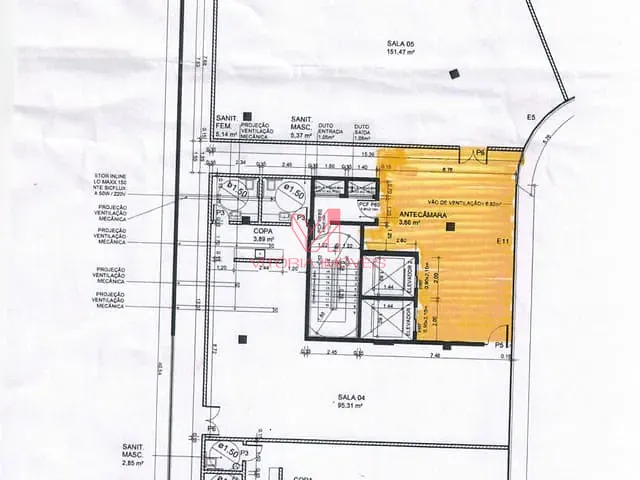Sala com 95m², para alugar, no bairro Gurigica em Vitória