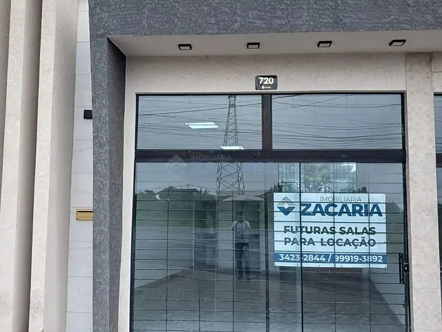 Sala com 45m², para alugar, no bairro Núcleo Habitacional Dom Romeu Alberti em Apucarana