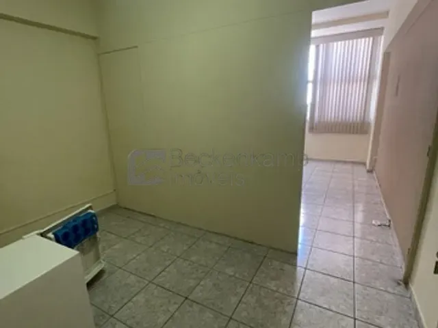 Sala para alugar, no bairro Vila Santa Cecília em Volta Redonda