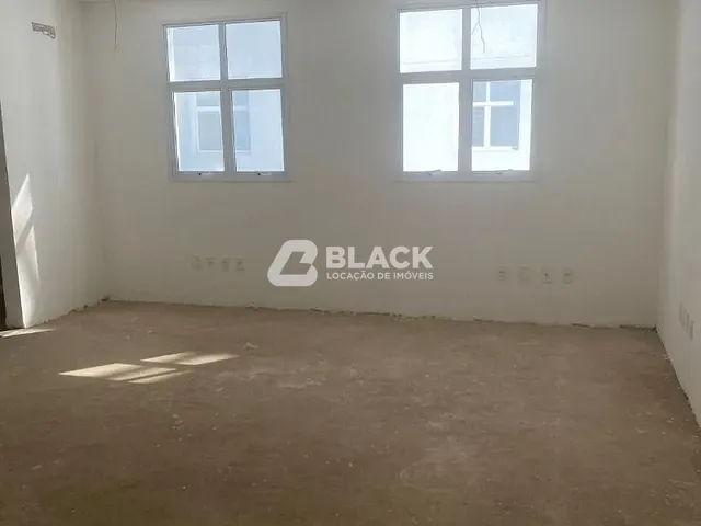 Sala com 68m², à venda ou para alugar, no bairro Vila Boa Vista em Sorocaba