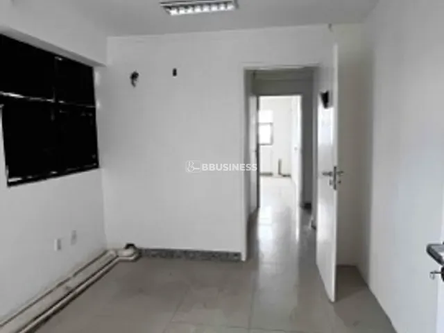 Sala à venda, no bairro Centro em Campos dos Goytacazes
