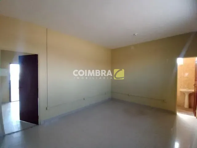 Sala com 155m², para alugar, no bairro Aldeia em Santarém