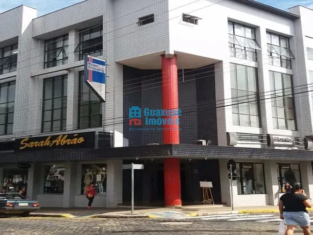 Sala com 311m², para alugar, no bairro CENTRO em GUAXUPÉ