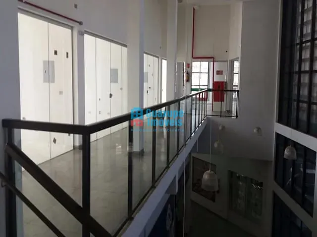 Sala com 311m², para alugar, no bairro CENTRO em GUAXUPÉ