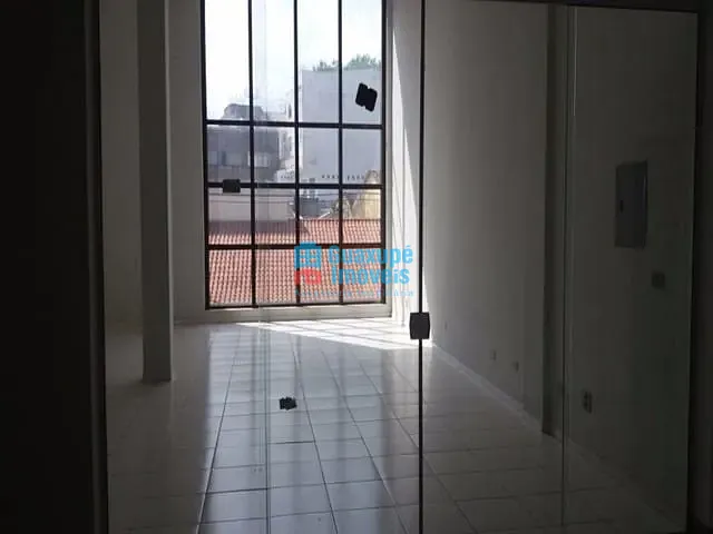 Sala com 311m², para alugar, no bairro CENTRO em GUAXUPÉ