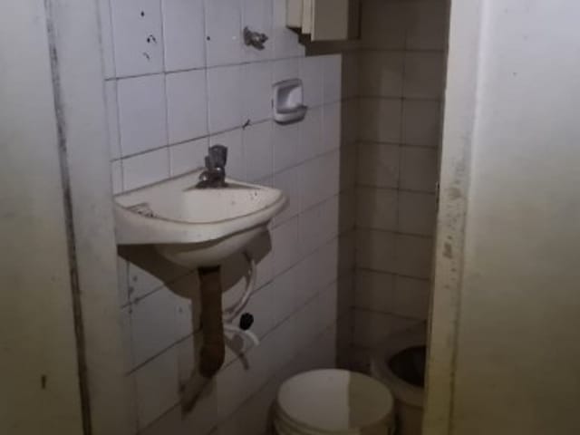 Sala à venda, no bairro Centro em Petrópolis