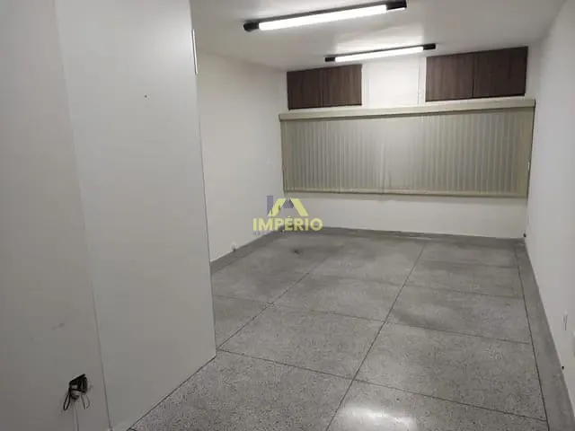 Sala à venda, no bairro Jardim São Francisco em Salto