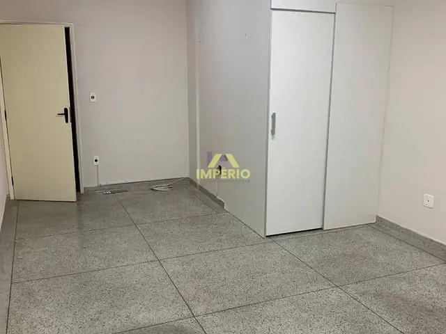 Sala à venda, no bairro Jardim São Francisco em Salto