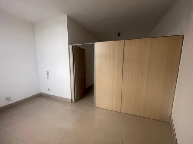 Foto do Loja - SALA para locação, Pico do Amor, Cuiabá-MT, Av. General de Mello, 30 M² úteis, DIVISÓRIAS, 10 VAGAS livres, ÓTIMO PONTO COMERCIAL, LOC+IPTU+ÁGUA incluso, | Lyah Jaudy Imóveis