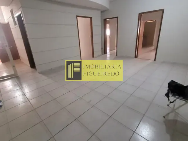 Sala com 40m², para alugar, no bairro Centro em São José do Rio Preto