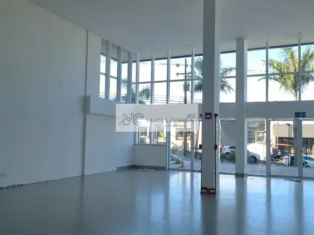 Sala com 370m², para alugar, no bairro Vitória em Londrina