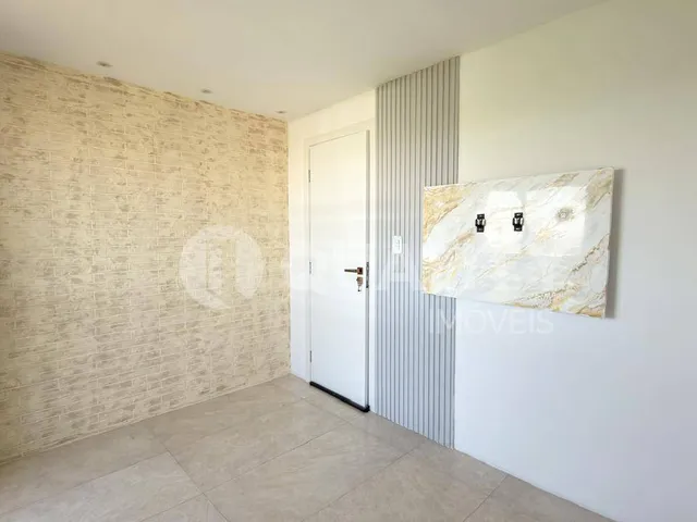 Sala para alugar, no bairro Pici em Fortaleza