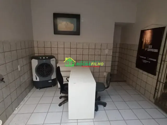 Sala com 24m², para alugar, no bairro Centro em Teresina