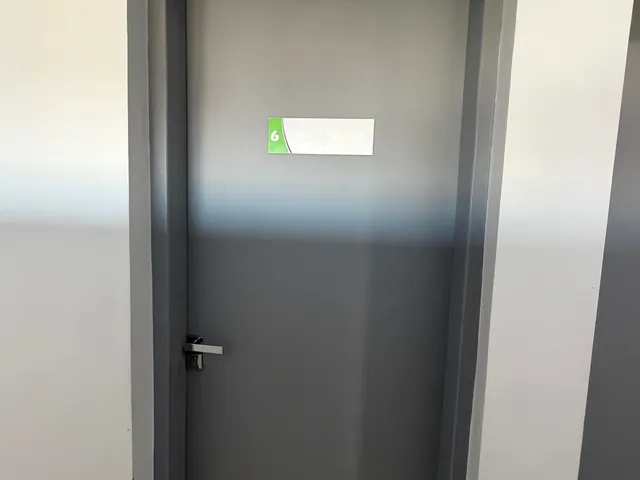 Sala para alugar, no bairro Vila Gomes em Campo Grande