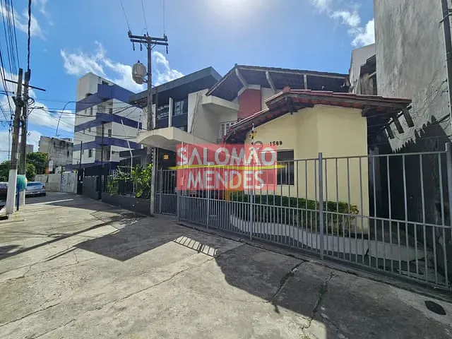 Sala à venda, no bairro Umarizal em Belém