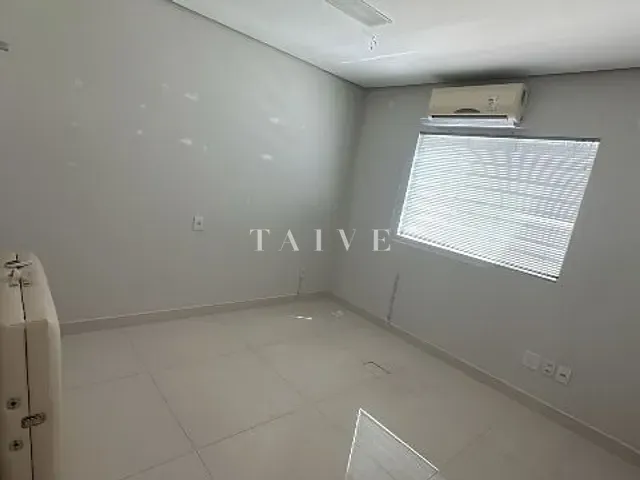 Sala para alugar, no bairro Jardim Country Club em Londrina