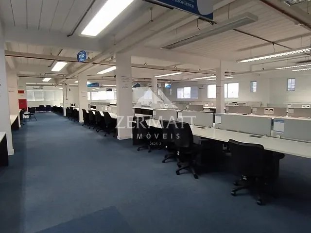 Sala com 900m², para alugar, no bairro Itoupava Central em Blumenau