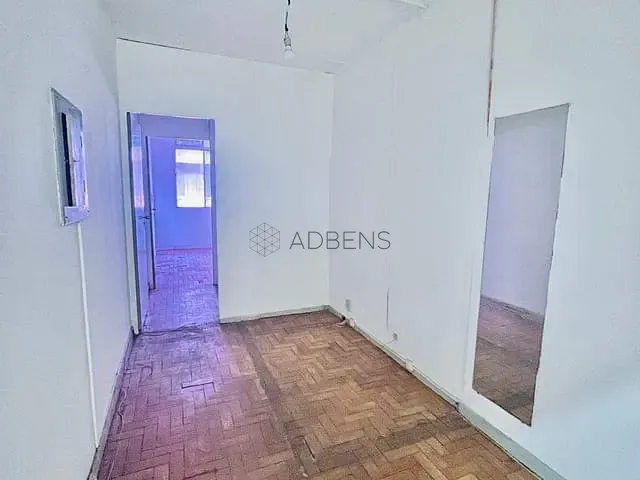 Sala à venda, no bairro República em São Paulo