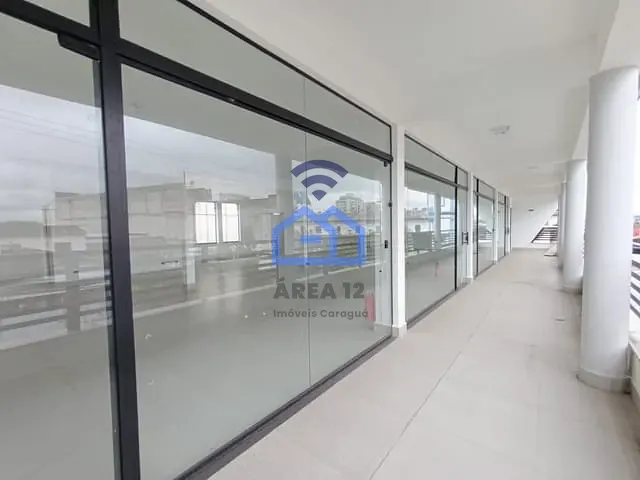 Sala para alugar, no bairro Centro em Caraguatatuba