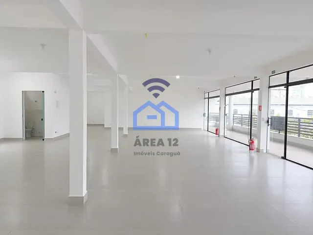 Sala para alugar, no bairro Centro em Caraguatatuba