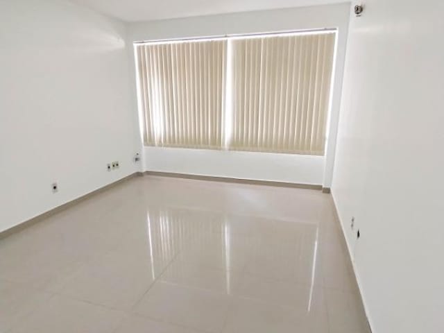 Foto do Sala - Sala para alugar por R$650,00 - Asa Norte - Brasília/DF | CLAUDIO A. BATISTA IMOVEIS LTDA