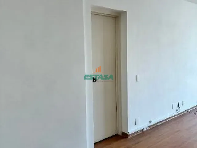 Sala à venda, no bairro Centro em Rio de Janeiro