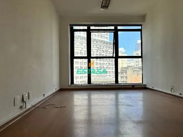 Sala à venda, no bairro Centro em Rio de Janeiro