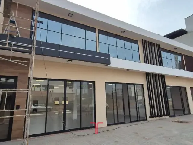 Sala com 56m², para alugar, no bairro Nações em Fazenda Rio Grande
