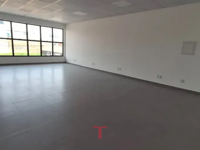 Sala com 56m², para alugar, no bairro Nações em Fazenda Rio Grande