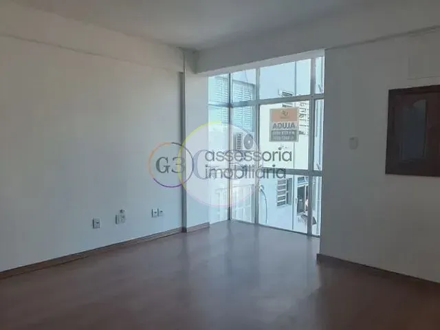 Sala para alugar, no bairro Centro em Pelotas