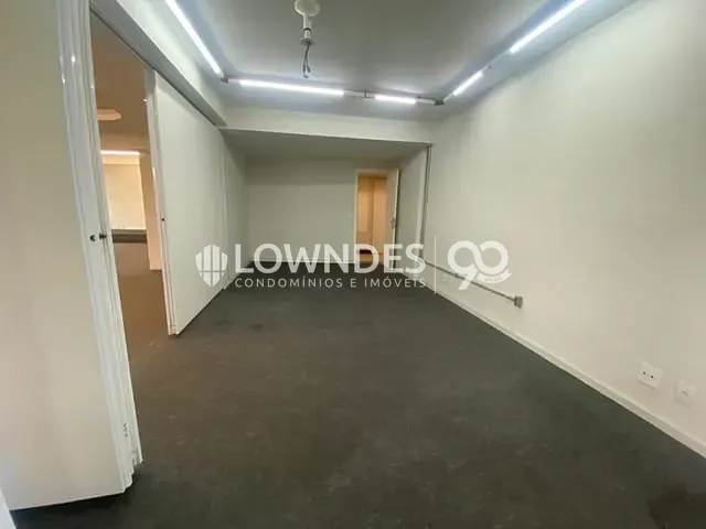 Conjunto comercial com 222m², para alugar, no bairro Centro em Rio De Janeiro