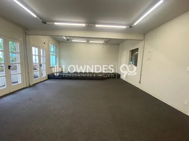 Conjunto comercial com 222m², para alugar, no bairro Centro em Rio De Janeiro
