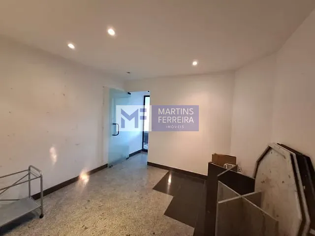 Sala à venda, no bairro Barra da Tijuca em Rio de Janeiro