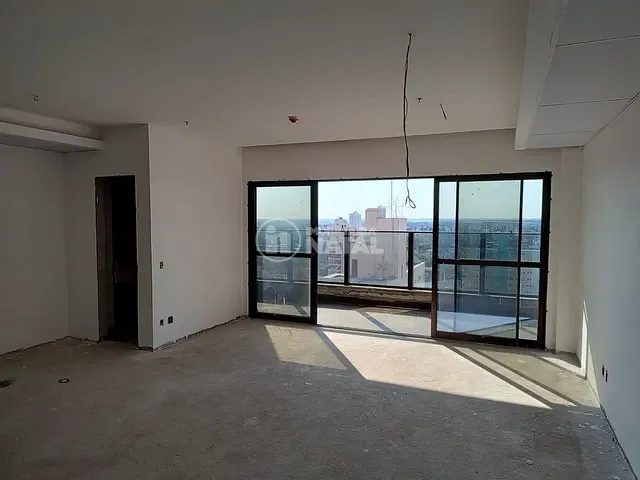 Sala com 85m², para alugar, no bairro Centro em Londrina