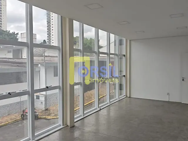 Sala com 27m², para alugar, no bairro Vila Vitória em Mogi das Cruzes