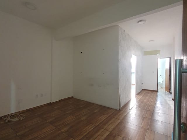 Sala para alugar, no bairro Campo Grande em Rio de Janeiro
