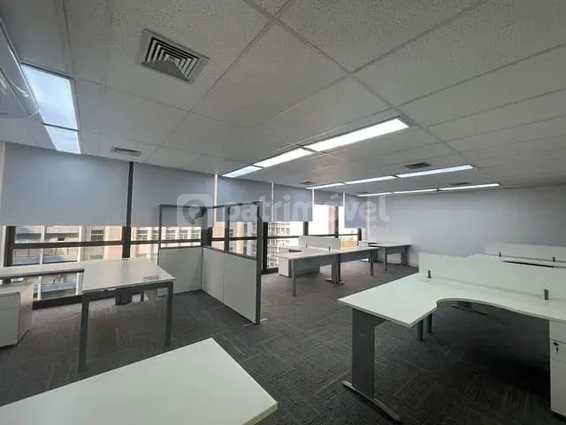 Sala com 229m², para alugar, no bairro Centro em Rio de Janeiro