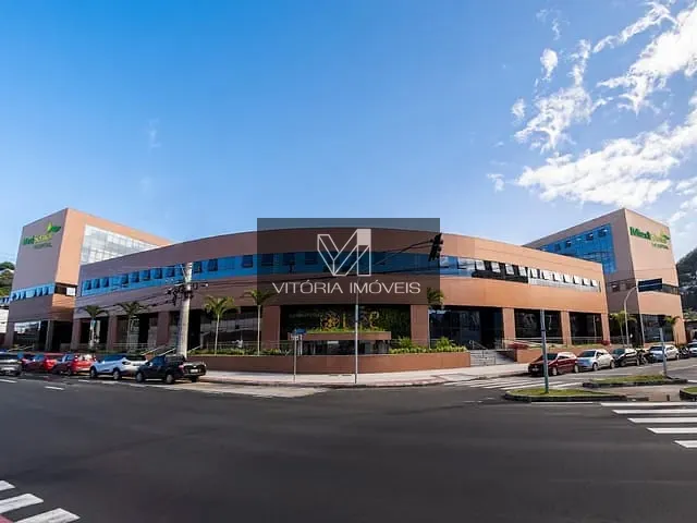 Sala com 108m², para alugar, no bairro Gurigica em Vitória