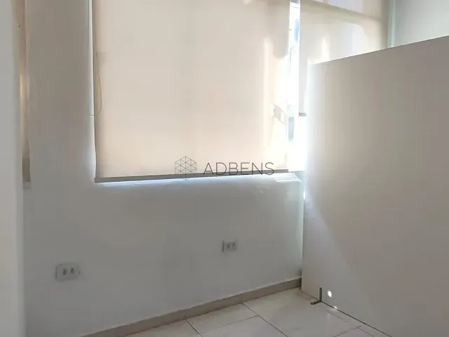 Conjunto comercial à venda ou para alugar, no bairro República em São Paulo