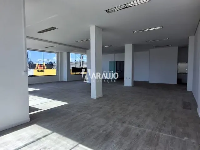 Sala para alugar, no bairro Centro em Navegantes