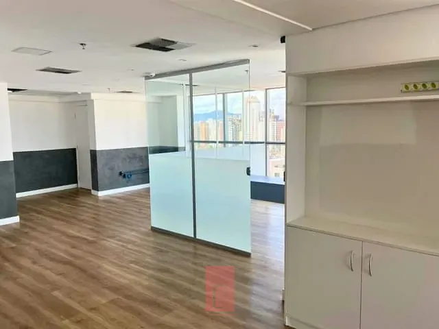 Sala para alugar, no bairro Santana em São Paulo