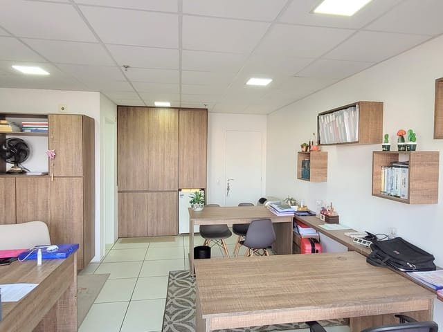 Sala para alugar, no bairro Vila Mariana em São Paulo