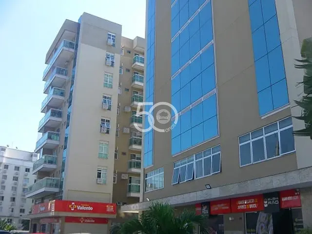 Sala para alugar, no bairro Taquara em Rio de Janeiro