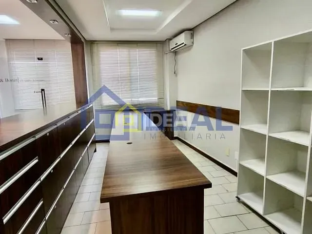 Sala à venda, no bairro Centro em Concórdia