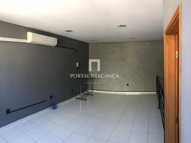 Sala para alugar, no bairro Centro em Bragança Paulista