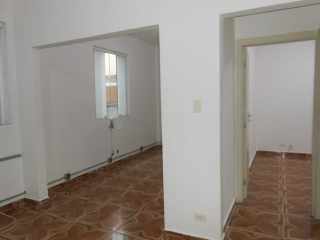 Sala com 48m², para alugar, no bairro Liberdade em São Paulo
