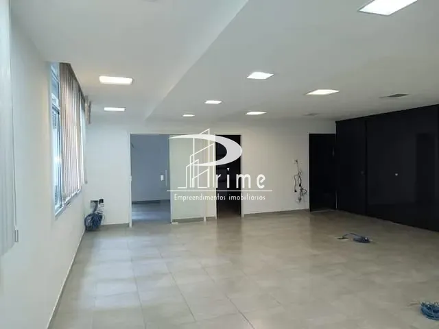 Sala com 350m², para alugar, no bairro Centro em Niterói
