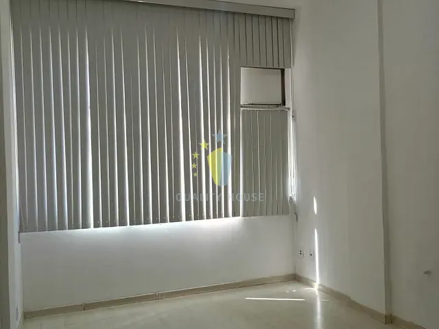 Sala com 24m², à venda, no bairro Tijuca em Rio de Janeiro